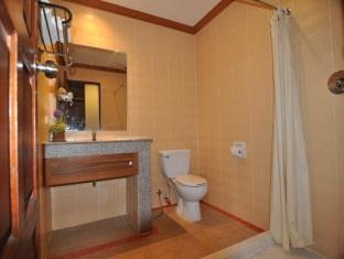 Mt Hotel Patong Phuket Exterior foto